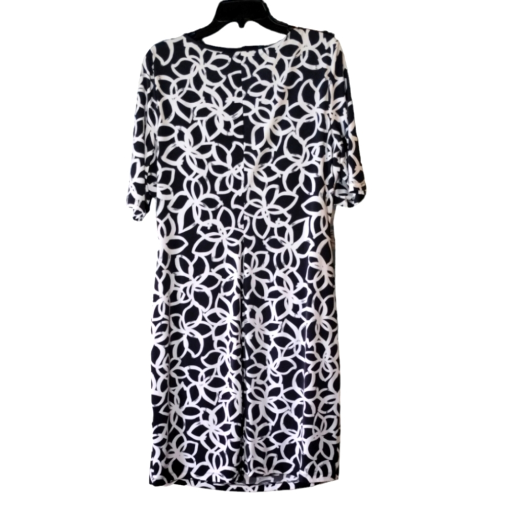 Anne Klein Women's Valentina Printed Sheath Dress Blue and White - Picture 2 of 5